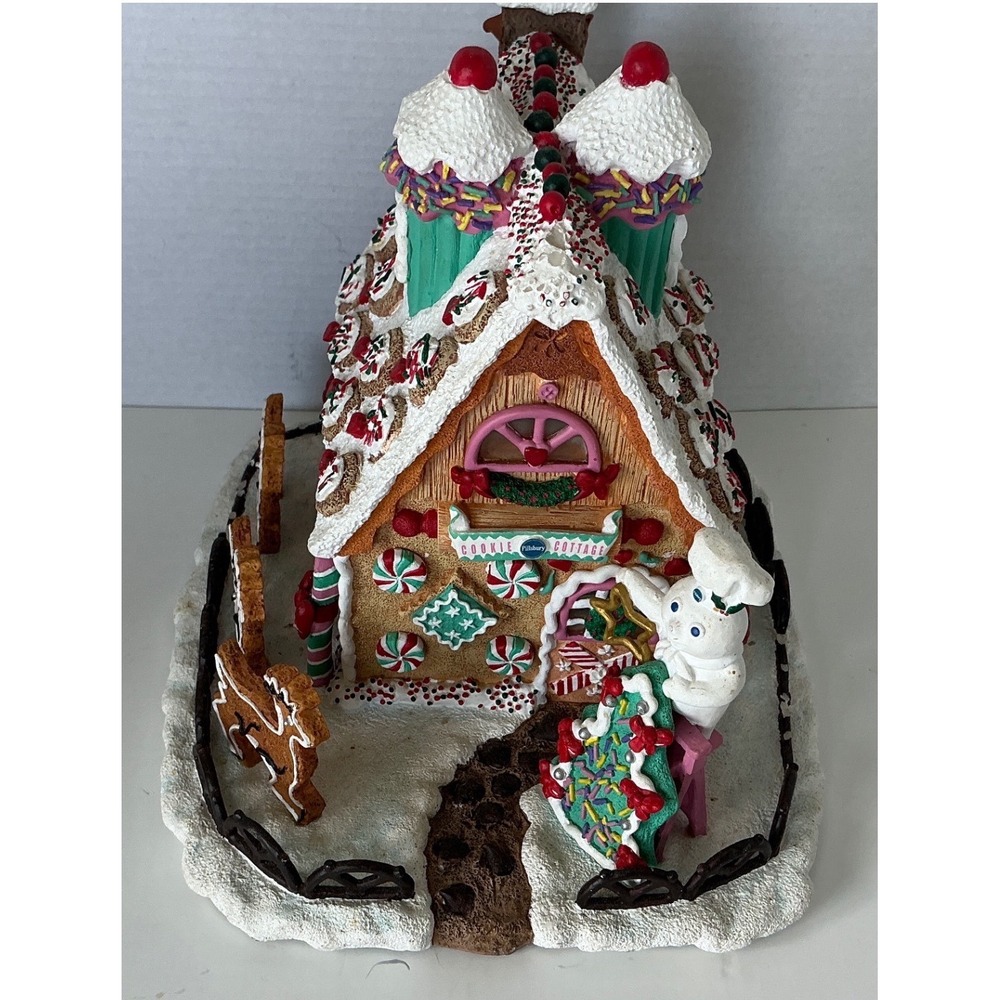 Danbury Mint Vintage Pillsbury Doughboy Christmas Cottage Gingerbread House 1998